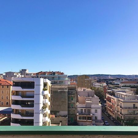 Skyescape Pescara Centro Apartment Exterior foto